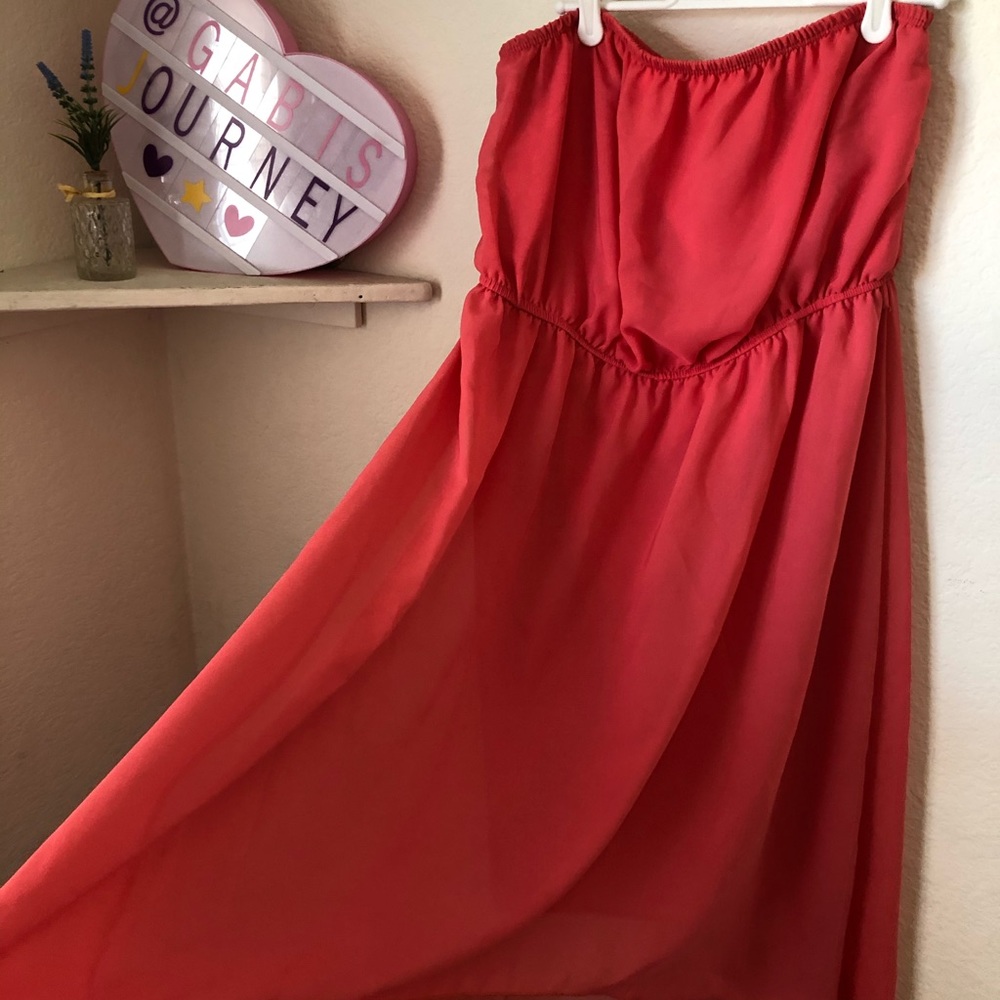 salmon strapless dress